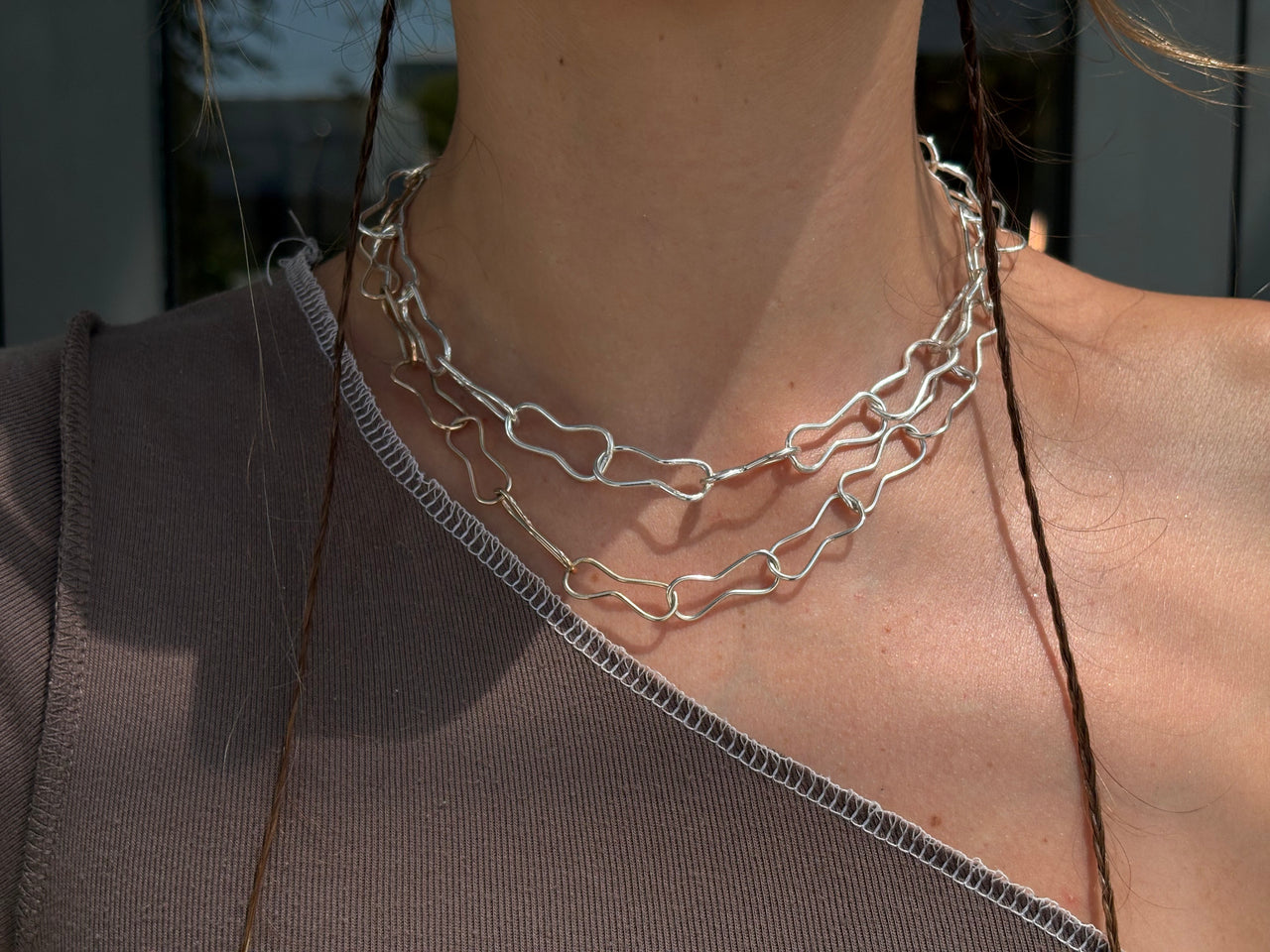 MINI CHUNKY DOGBONE NECKLACE