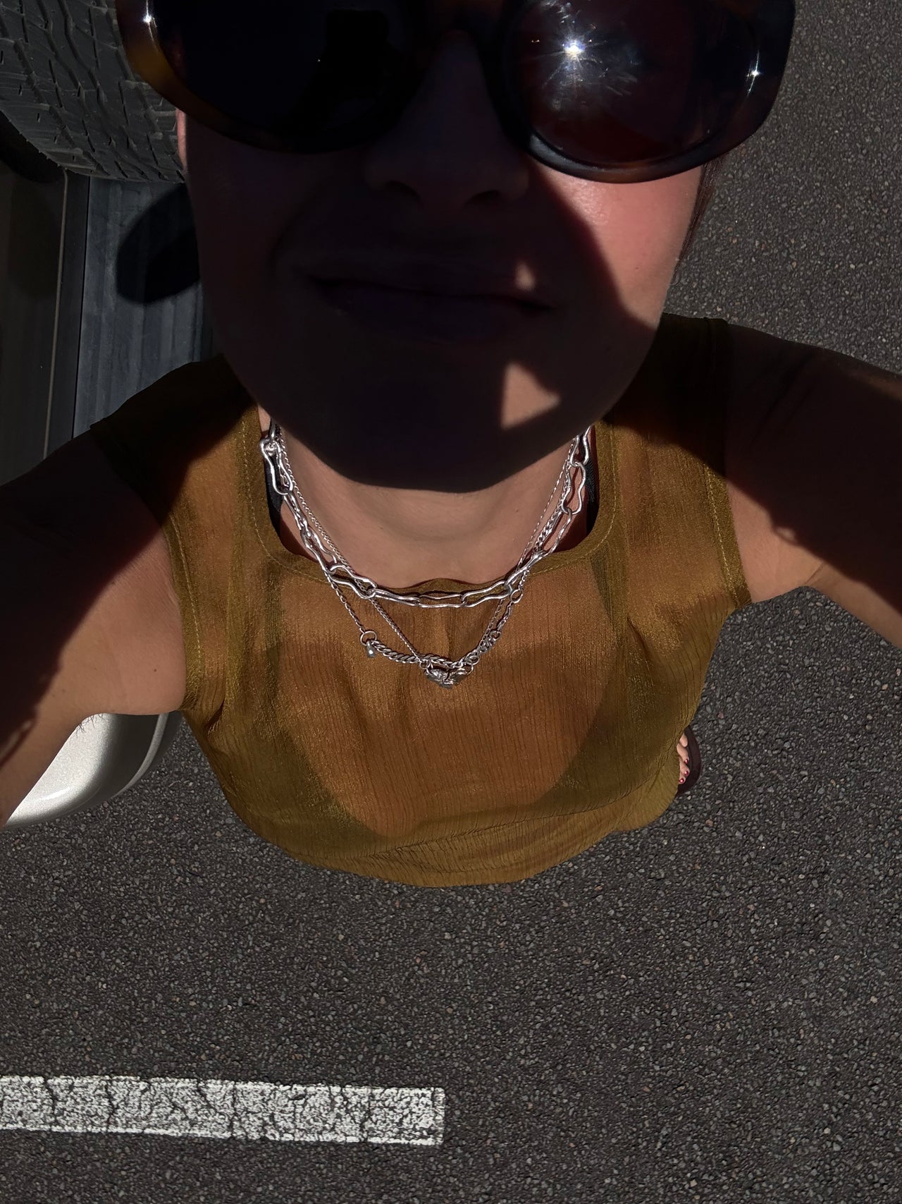 MINI DOGBONE NECKLACE