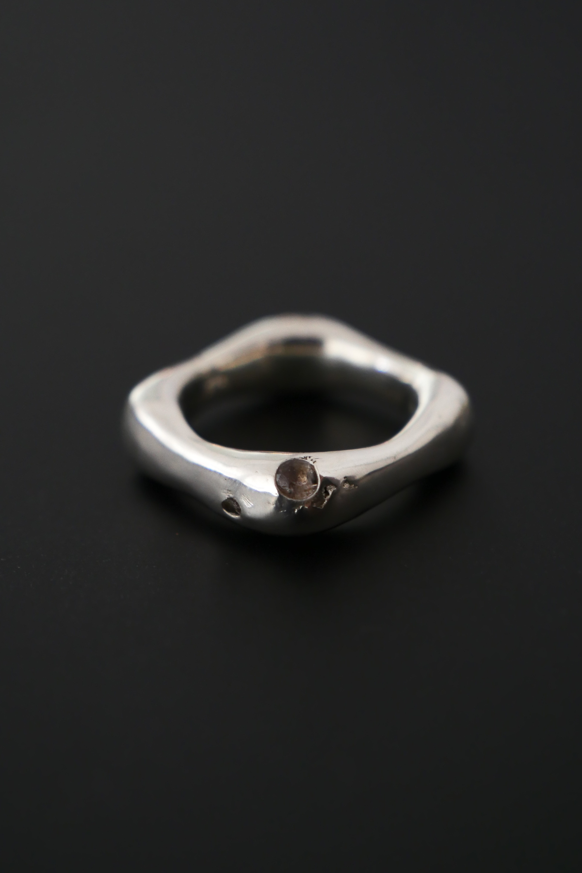 MORPH TOPAZ RING